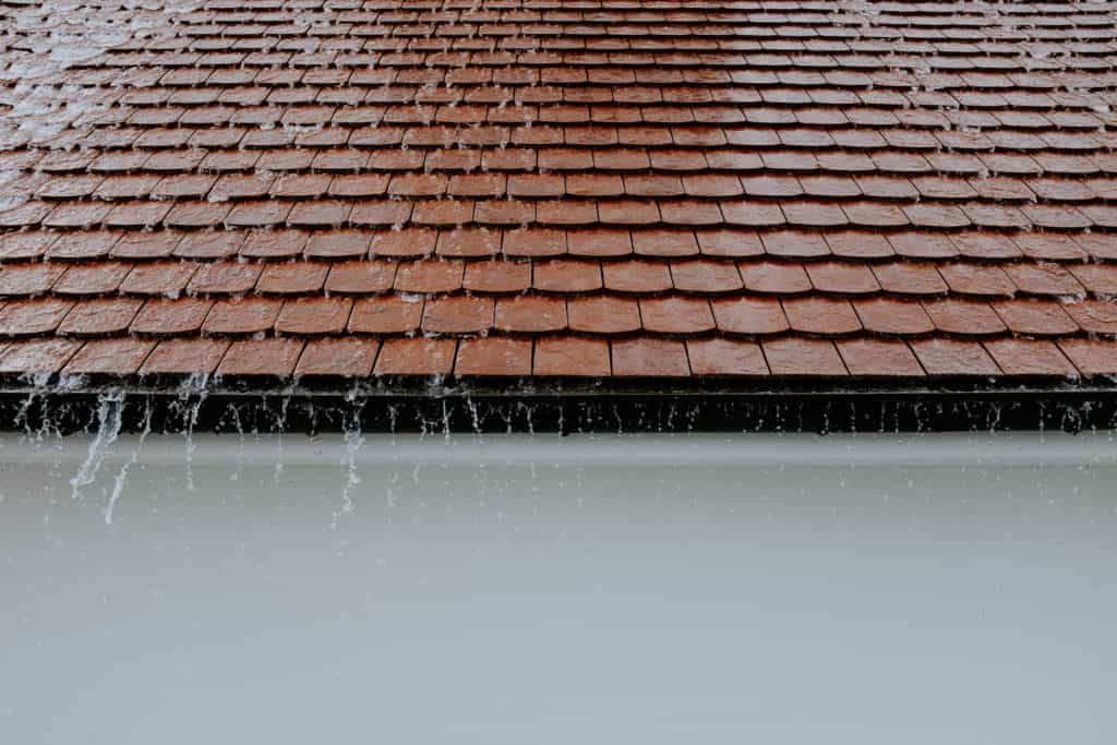 close-up roof picture in rain