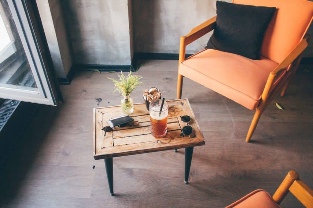 Best Furniture Colors That Complement Orange Accent Walls