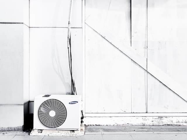 What is a Good Way to Clean An Air Conditioner?