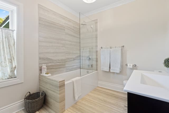 Choosing Between Showers or Bathtubs for your Bathroom