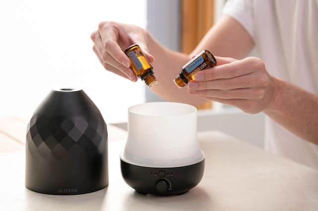 Benefits of Using Essential Oil Diffusers at Home