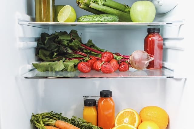 Simple Ways to Cleaning Your Fridge